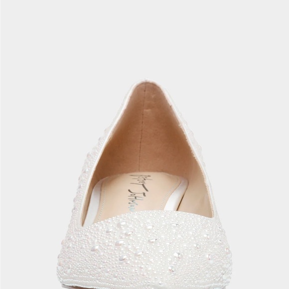 Betsey Johnson Pearl Kitten Heels Women's Shoes - Picture 6 of 6